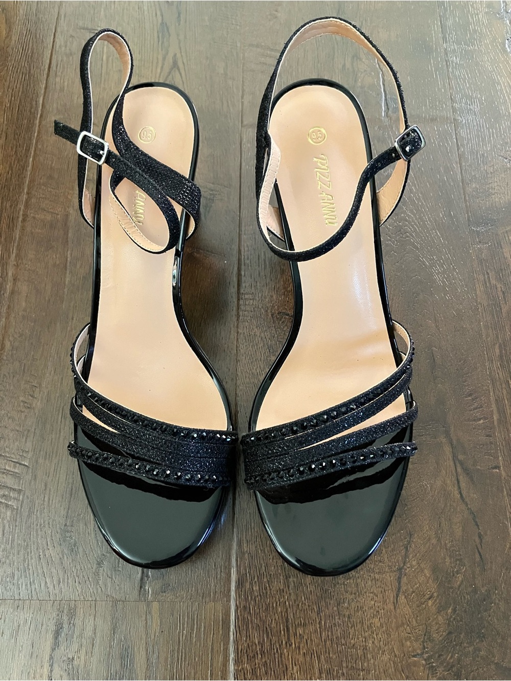 PIZZ ANNU Black Patent & Glitter Strap Slingback Heels